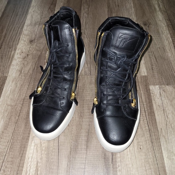 Authentic Giuseppe Zanotti Black Leather - Picture 3 of 6